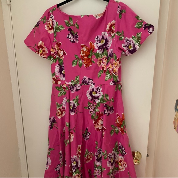 Hearts and Roses London Pink Floral Dress - Picture 3 of 4